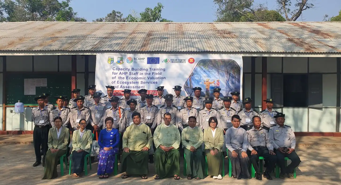 Forest guards, rangers, and officers from 19 prote